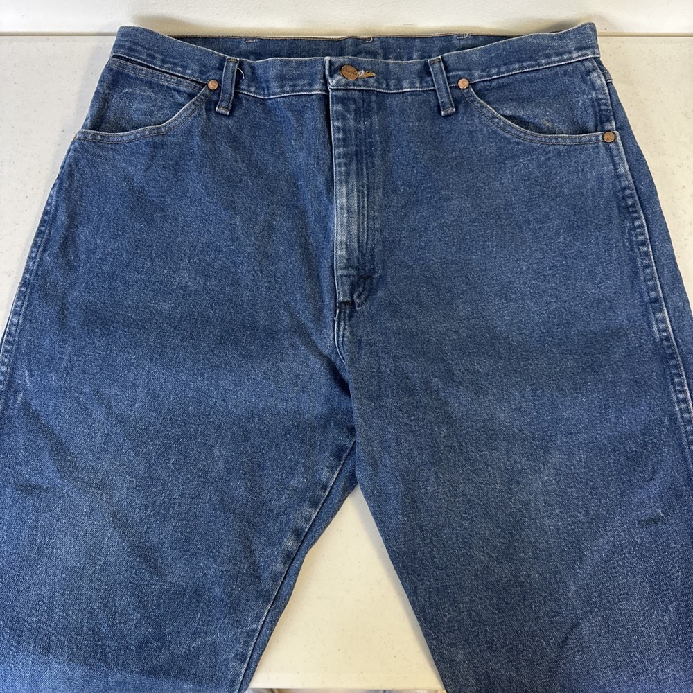 Wrangler Jeans 38x36 Cowboy Cut Western Straight USA Original Fit Med Wash 13MWZ